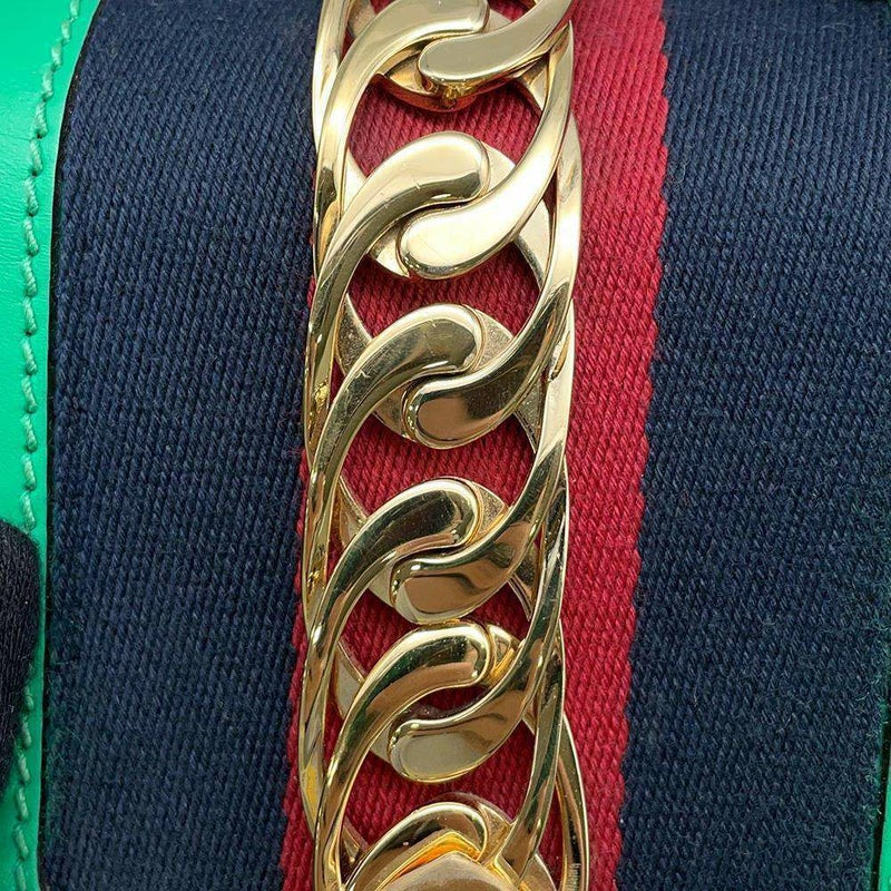 グッチ ショルダーバッグ シルヴィ 421882 GUCCI 2wayハンドバッグ チェーンモチーフ 白