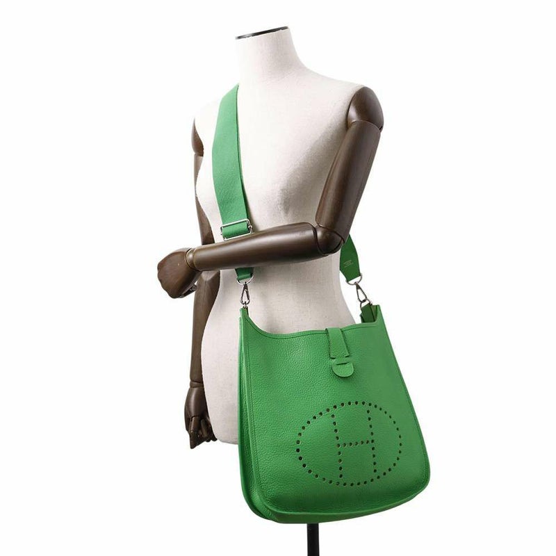 エルメス ショルダーバッグ エブリン3 GM バンブー/シルバー金具 トリヨンクレマンス □Q刻印