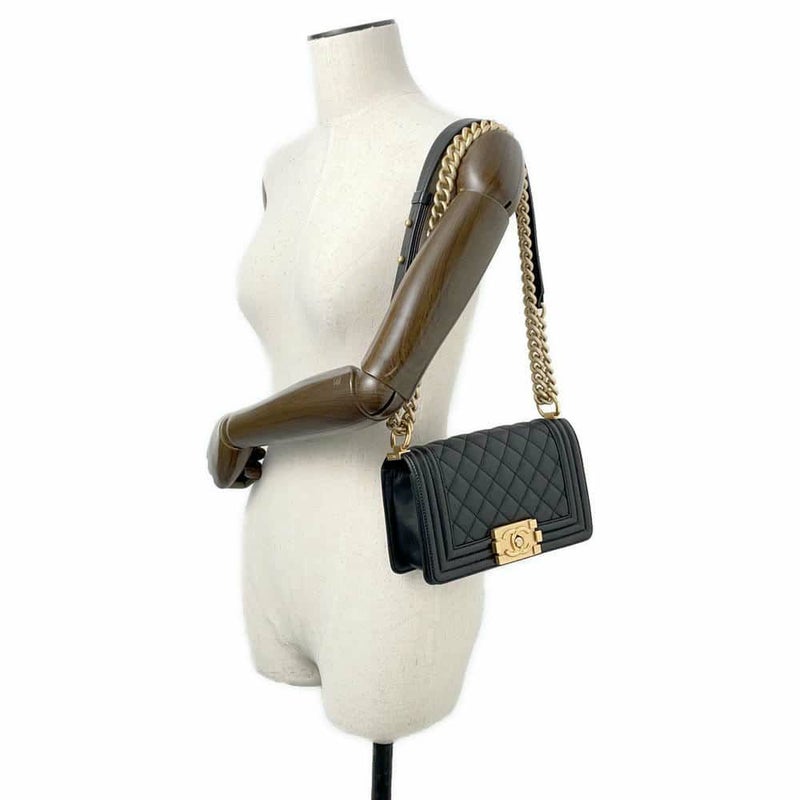 シャネル チェーンショルダーバッグ ボーイシャネル スモール マトラッセ ココマーク A67085 BOY CHANEL バッグ 黒