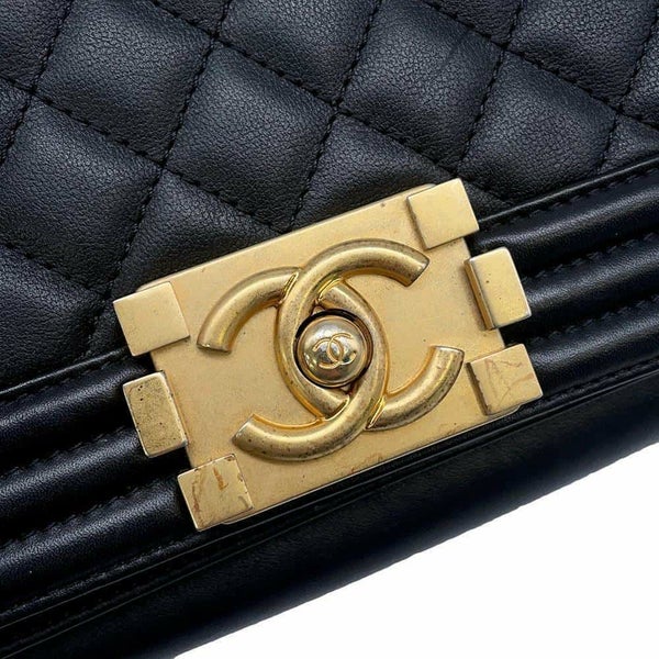 シャネル チェーンショルダーバッグ ボーイシャネル スモール マトラッセ ココマーク A67085 BOY CHANEL バッグ 黒