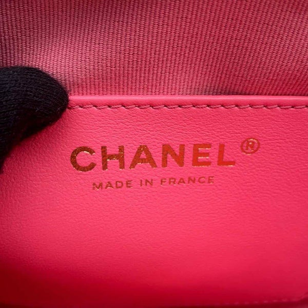 シャネル チェーンショルダーバッグ マトラッセ ハートシェイプ ラムスキン AS3191 CHANEL バッグ