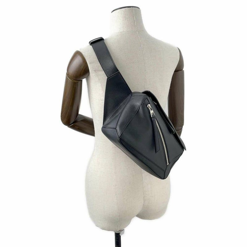 ロエベ ボディバッグ パズル バムバッグ スモール B510P35X09 LOEWE バッグ 黒