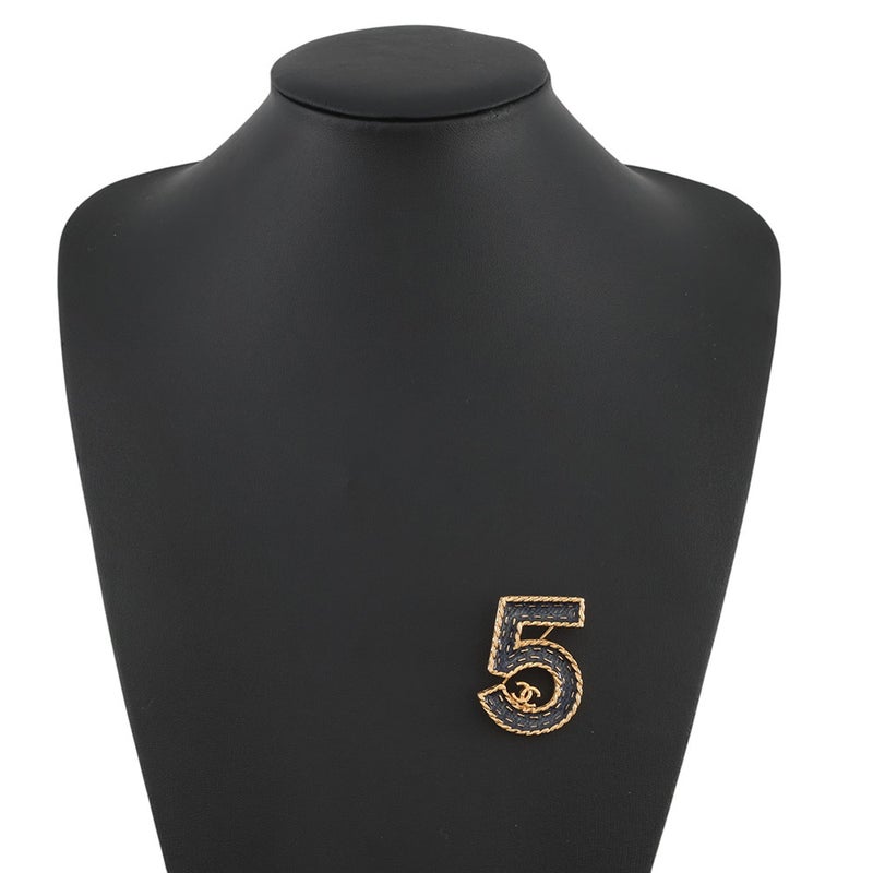 シャネル ブローチ No.5 I24 P CHANEL アクセサリー