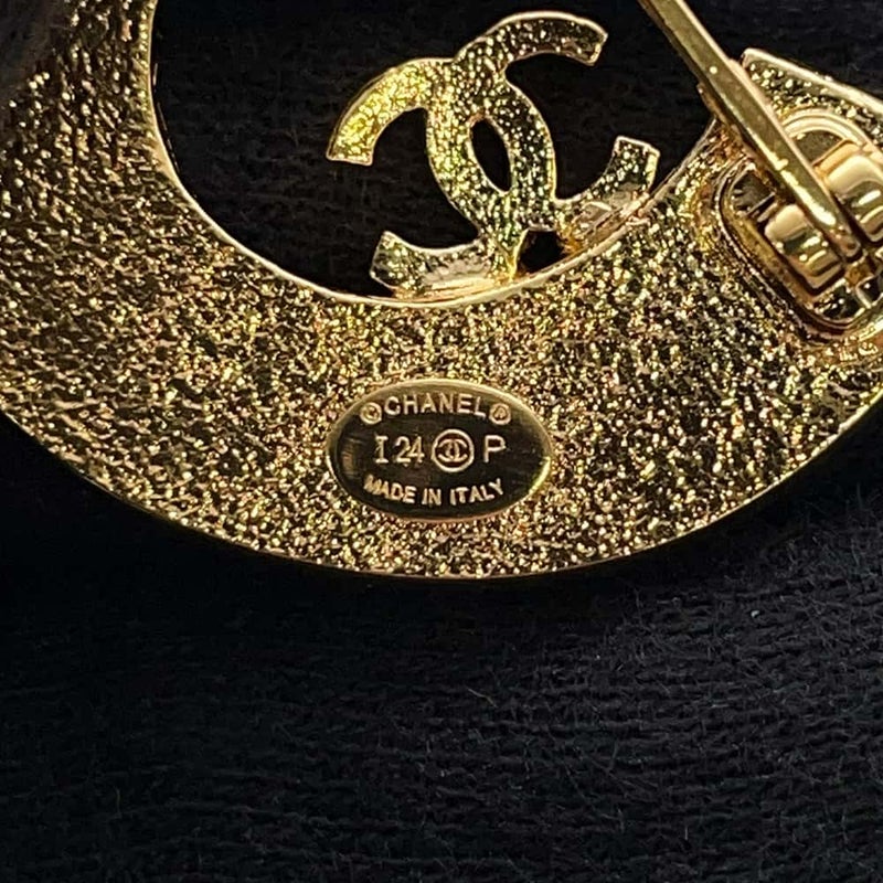 シャネル ブローチ No.5 I24 P CHANEL アクセサリー