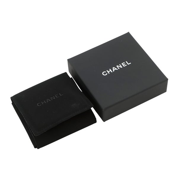 シャネル ブローチ No.5 I24 P CHANEL アクセサリー