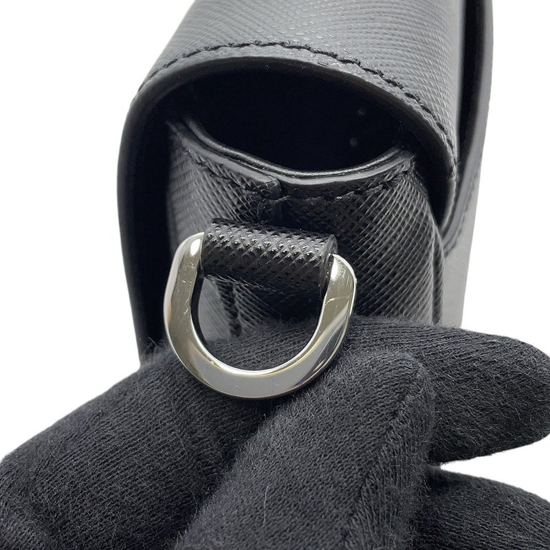 プラダ ショルダーバッグ トライアングルロゴ サフィアーノ レザー 2VD059 PRADA 黒