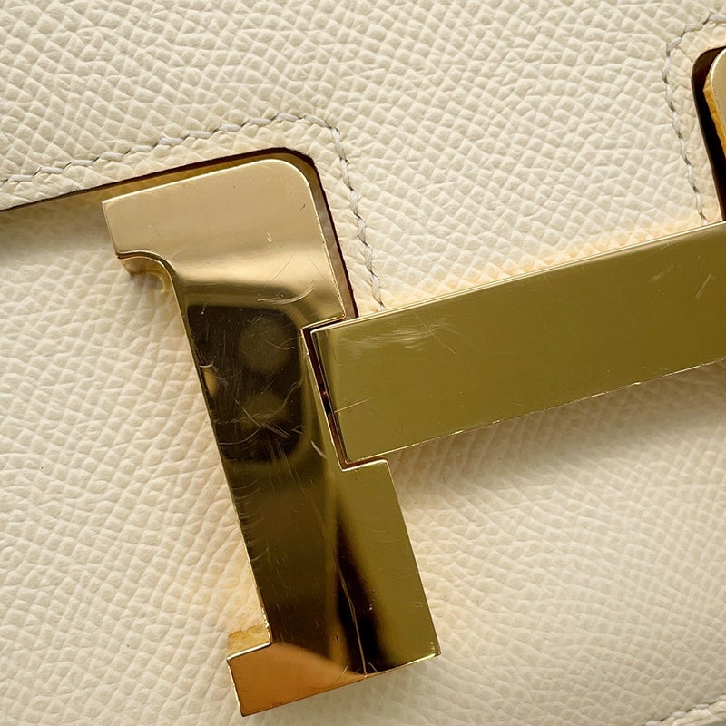 エルメス ショルダーバッグ コンスタンス3 24 ナタ/ゴールド金具 エプソン Z刻印 HERMES バッグ
