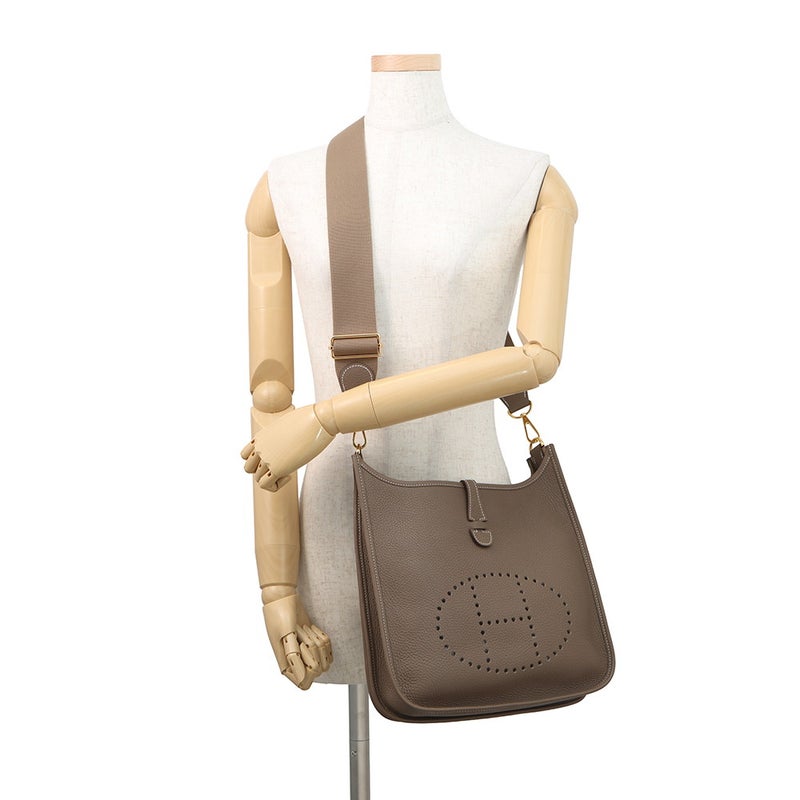 エルメス ショルダーバッグ エブリン3 PM エトゥープ/ゴールド金具 トリヨンクレマンス C刻印 HERMES Evelyne