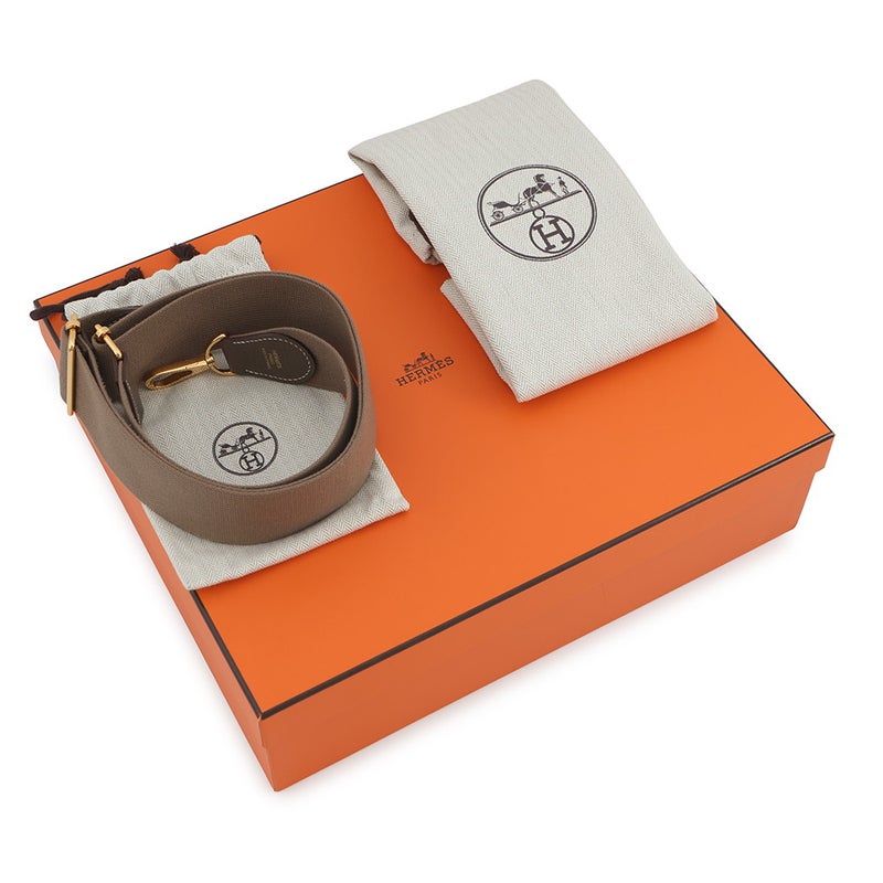 エルメス ショルダーバッグ エブリン3 PM エトゥープ/ゴールド金具 トリヨンクレマンス C刻印 HERMES Evelyne