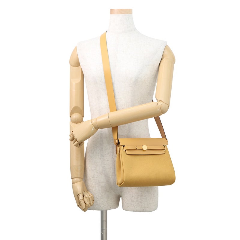 エルメス ショルダーバッグ エールバッグジップ ミニ パイユ/ゴールド金具 トワルアッシュ/ヴァッシュハンター K刻印