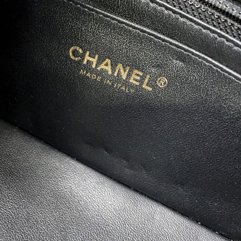 シャネル チェーンショルダーバッグ ミニ マトラッセ 20 ココマーク ラムスキン A69900 CHANEL 黒