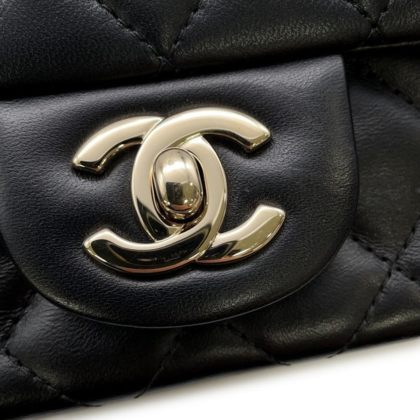 シャネル チェーンショルダーバッグ ミニ マトラッセ 20 ココマーク ラムスキン A69900 CHANEL 黒