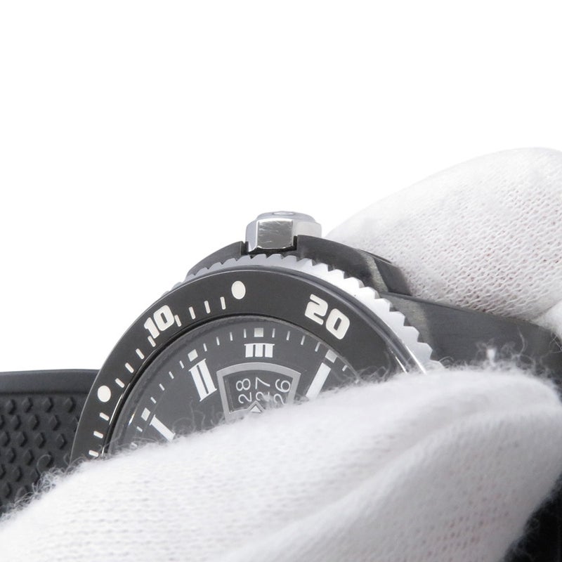 カルティエ カリブル ドゥ カルティエ ダイバー カーボン Cartier 腕時計 黒文字盤