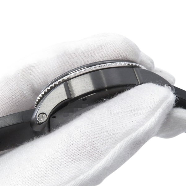 カルティエ カリブル ドゥ カルティエ ダイバー カーボン Cartier 腕時計 黒文字盤