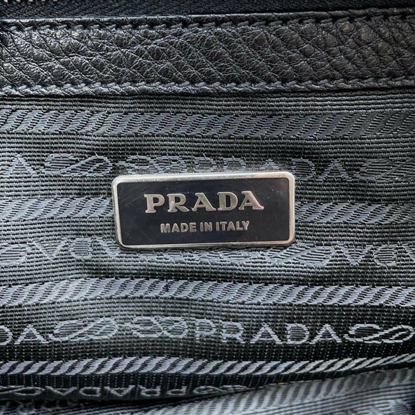 プラダ ハンドバッグ エンボスロゴ レザー BR3089 PRADA ボストンバッグ 黒