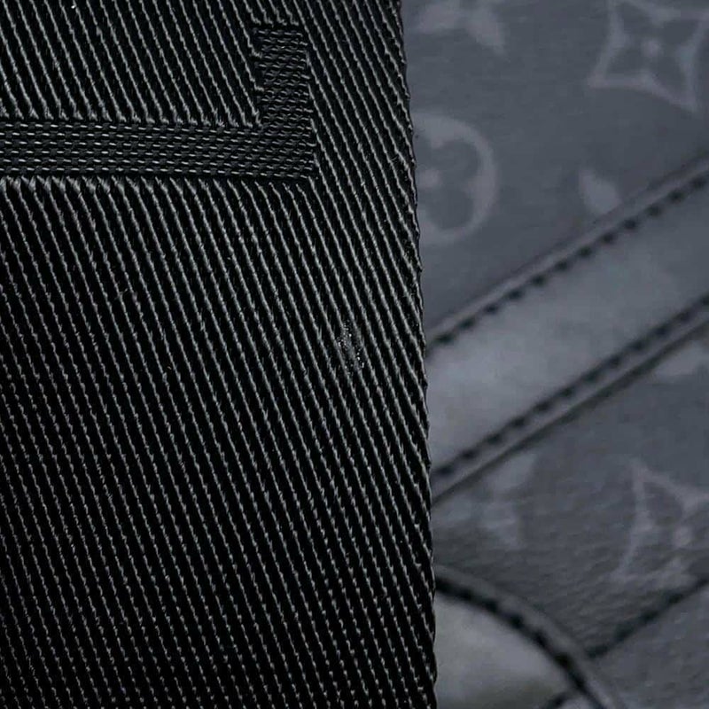 ルイヴィトン ショルダーバッグ モノグラム・エクリプス ソミュール・メッセンジャー M45911 ブラック 黒