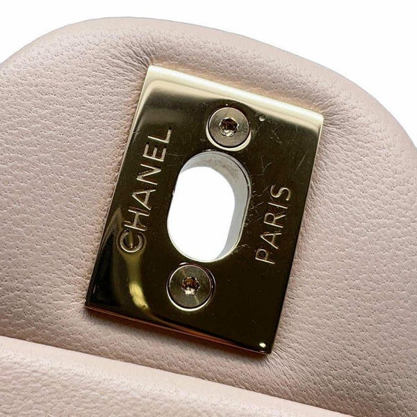 シャネル チェーンショルダーバッグ ミニマトラッセ ココマーク ラムスキン AS5219 CHANEL フラップ バッグ