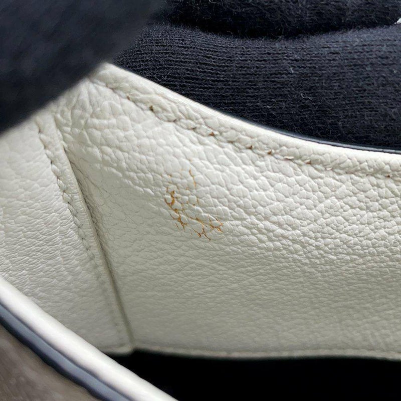 プラダ ショルダーバッグ マドラス レザー 5BC105 Miu Miu ワンショルダーバッグ ハンドバッグ 白