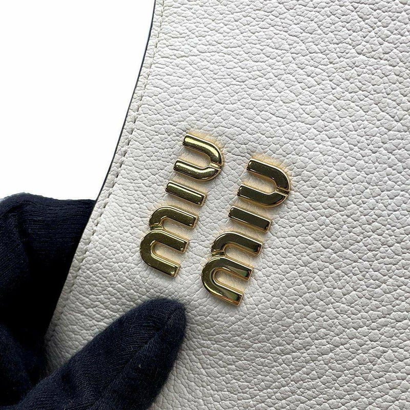 プラダ ショルダーバッグ マドラス レザー 5BC105 Miu Miu ワンショルダーバッグ ハンドバッグ 白