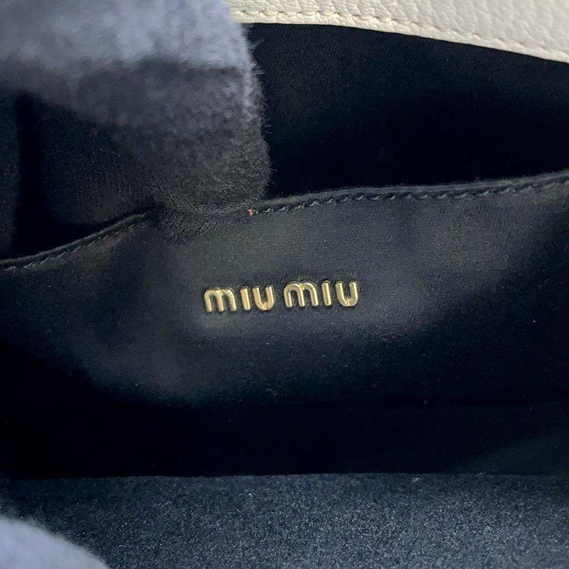 プラダ ショルダーバッグ マドラス レザー 5BC105 Miu Miu ワンショルダーバッグ ハンドバッグ 白