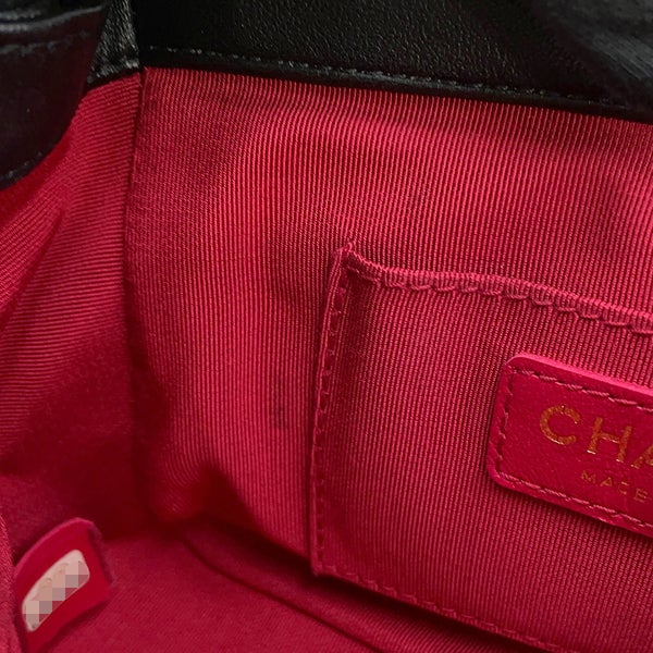 シャネル チェーンショルダーバッグ マトラッセ ココマーク トップハンドル ミニフラップ AS1357 CHANEL 黒
