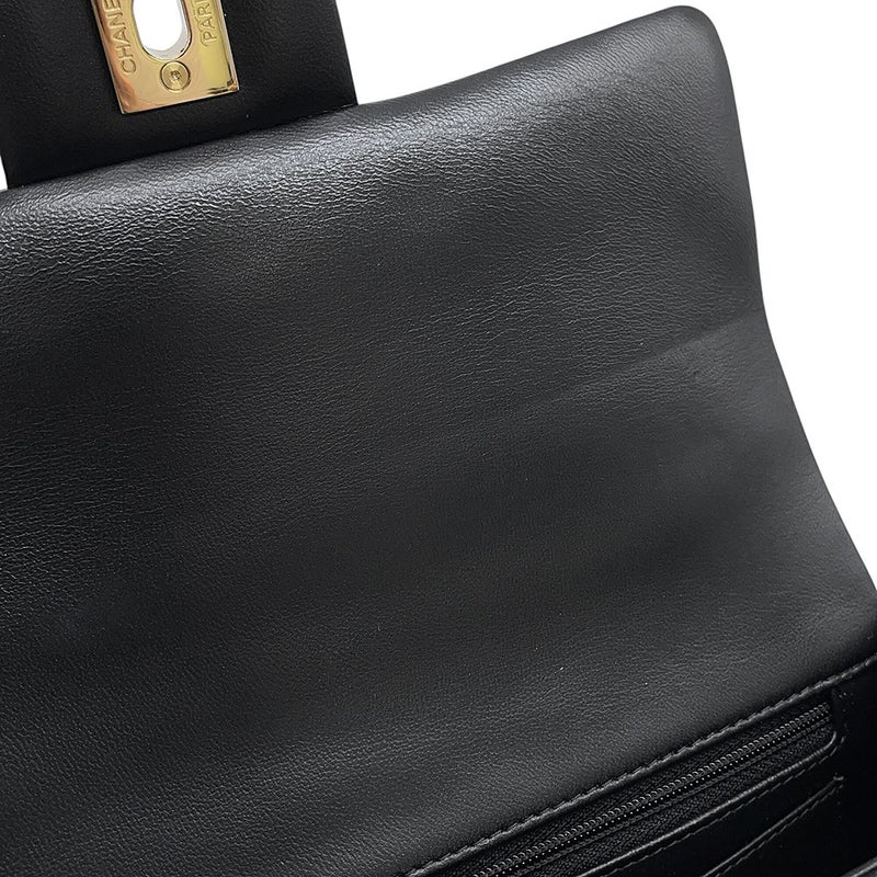 シャネル チェーンショルダーバッグ マトラッセ ココマーク トップハンドル ミニ フラップ ラムスキン AS2431 CHANEL 黒