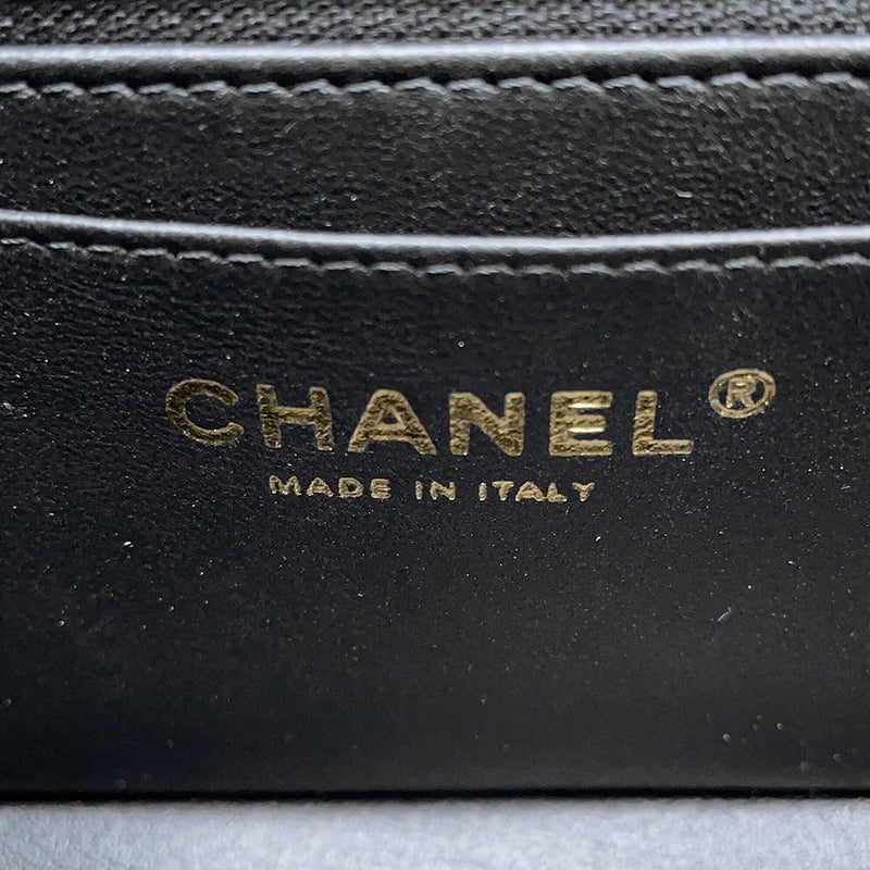 シャネル チェーンショルダーバッグ マトラッセ ココマーク トップハンドル ミニ フラップ ラムスキン AS2431 CHANEL 黒