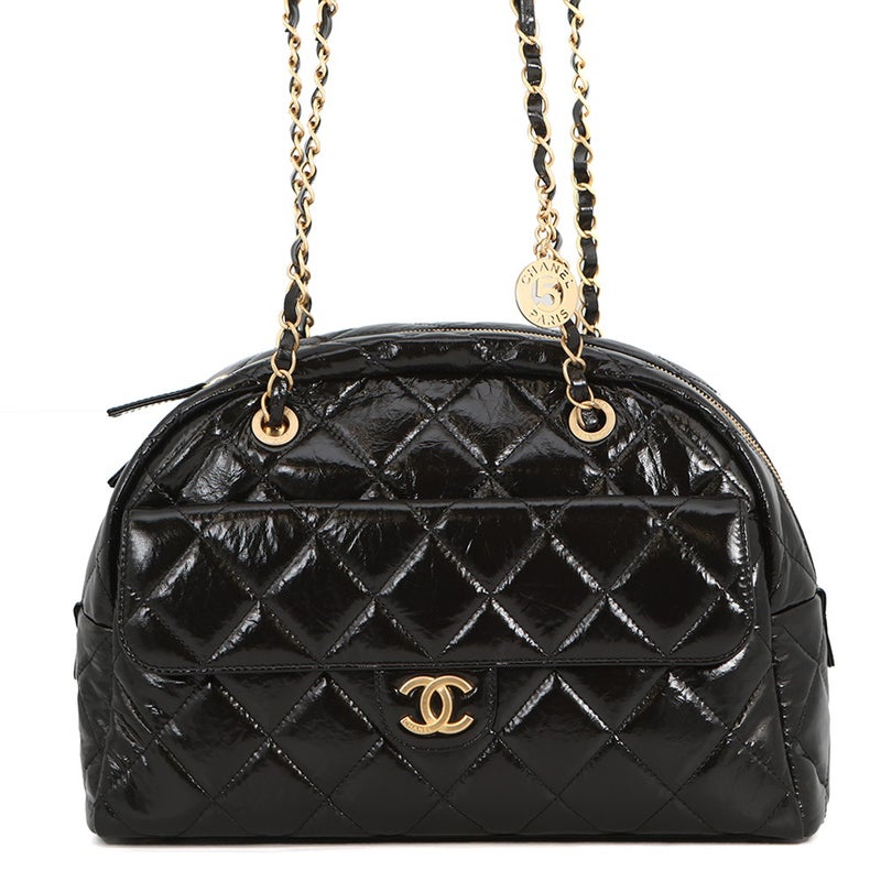 シャネル ショルダーバッグ ココマーク マトラッセ マキシボーリングバッグ シャイニーカーフレザー CHANEL 黒