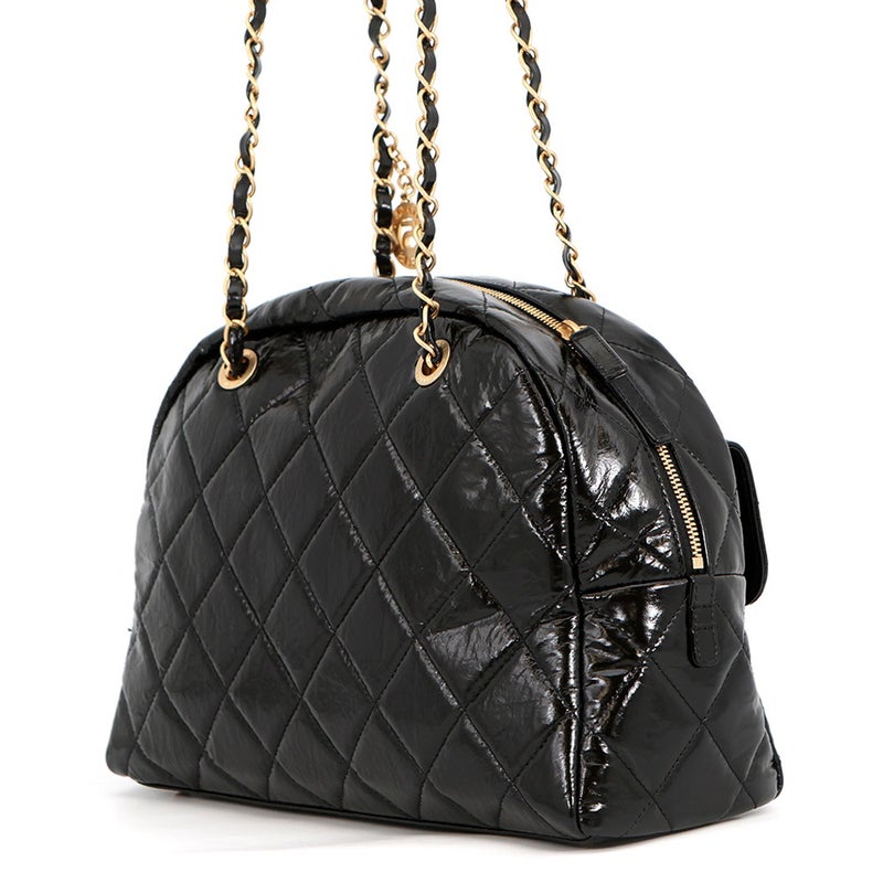 シャネル ショルダーバッグ ココマーク マトラッセ マキシボーリングバッグ シャイニーカーフレザー CHANEL 黒