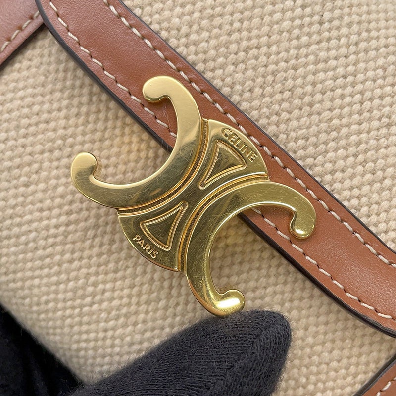 セリーヌ 三つ折り財布トリオンフ フラップウォレット スモール  キャンバス レザー 10D783 CELINE 財布