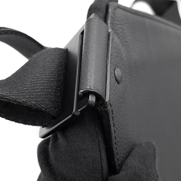 ルイヴィトン ボディバッグ グレインレザー テイクオフ・スリング M57081 ヴィトン ブラック 黒