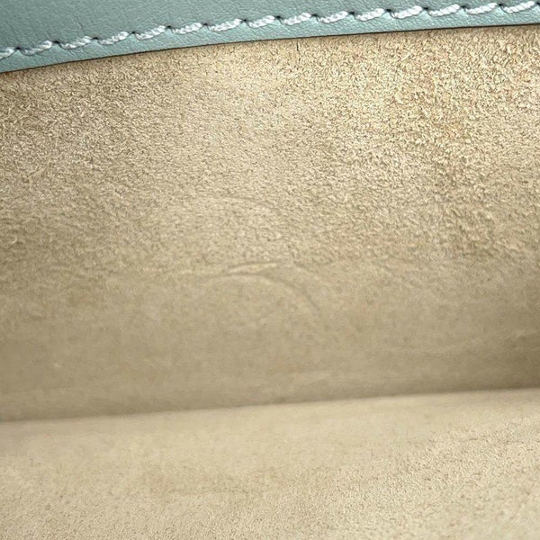 クロエ チェーンショルダーバッグ クロエシー ミニバニティバッグ 型押しレザー CHC20SS225A87 Chloe