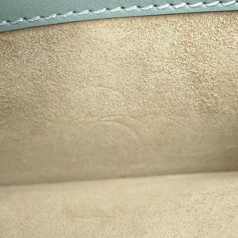 クロエ チェーンショルダーバッグ クロエシー ミニバニティバッグ 型押しレザー CHC20SS225A87 Chloe