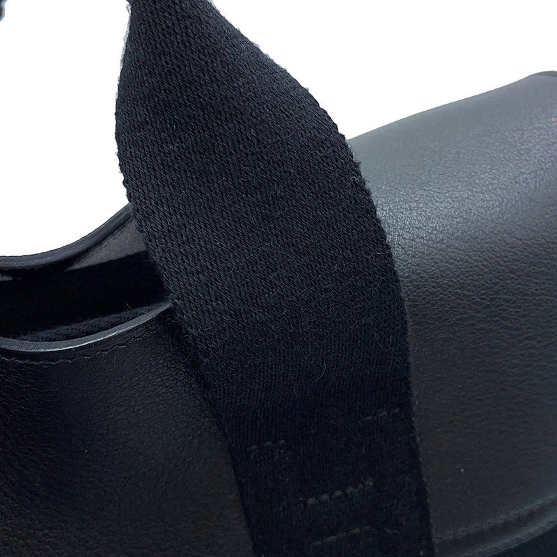 エルメス ハンドバッグ ヴァルパライソ ブラック/シルバー金具 トワルシェブロン/レザー □N刻印 黒
