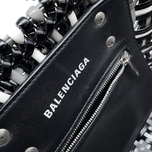 バレンシアガ ハンドバッグ ビストロ バスケットバッグXS パテント 671342 BALENCIAGA 2wayショルダーバッグ 黒