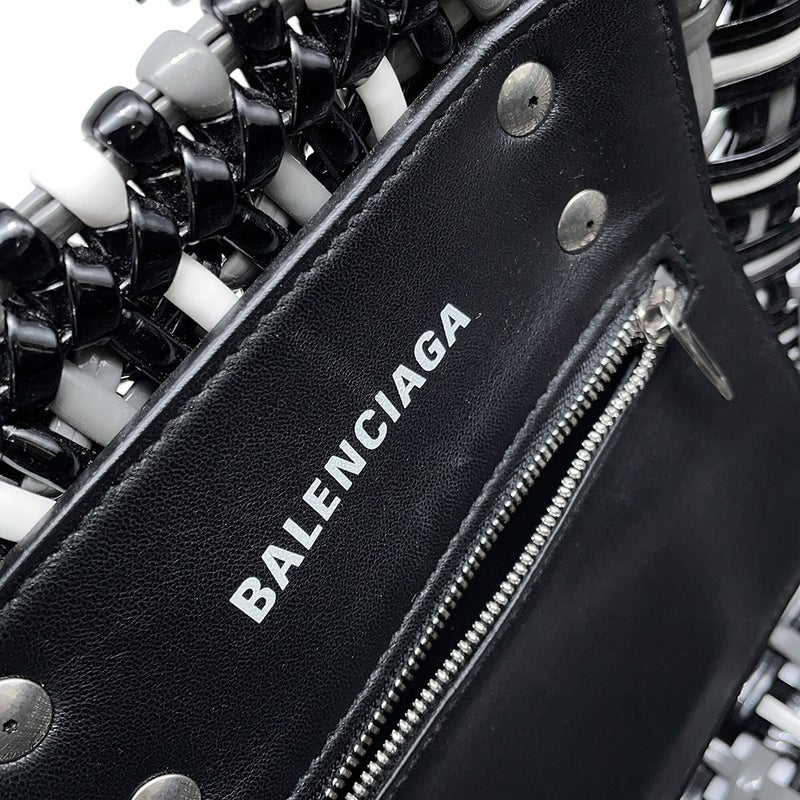 バレンシアガ ハンドバッグ ビストロ バスケットバッグXS パテント 671342 BALENCIAGA 2wayショルダーバッグ 黒