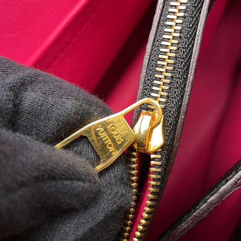 ルイヴィトン ハンドバッグ カプシーヌMM トリヨンレザー M48864 LOUIS VUITTON ヴィトン バッグ 黒