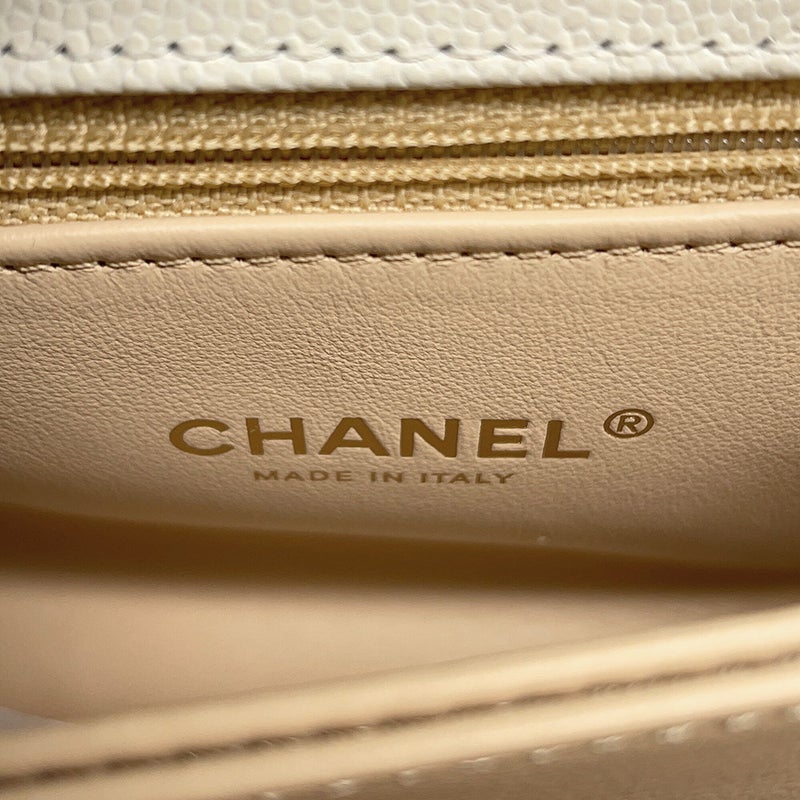 シャネル ハンドバッグ マトラッセ ココマーク ココハンドル キャビアスキン XS A92990 CHANEL 2wayショルダーバッグ 白