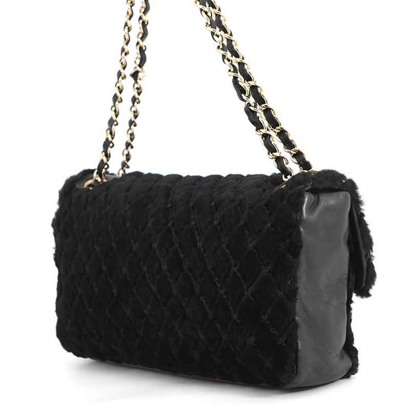 シャネル チェーンショルダーバッグ ココマーク マトラッセ ラパン CHANEL バッグ 黒
