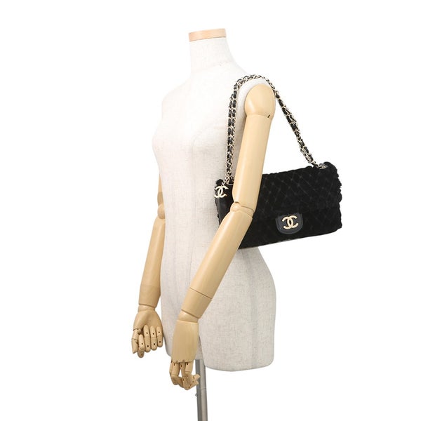 シャネル チェーンショルダーバッグ ココマーク マトラッセ ラパン CHANEL バッグ 黒