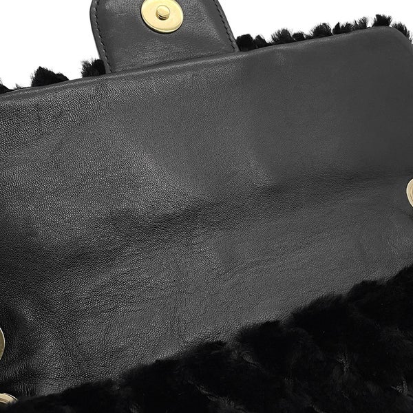 シャネル チェーンショルダーバッグ ココマーク マトラッセ ラパン CHANEL バッグ 黒