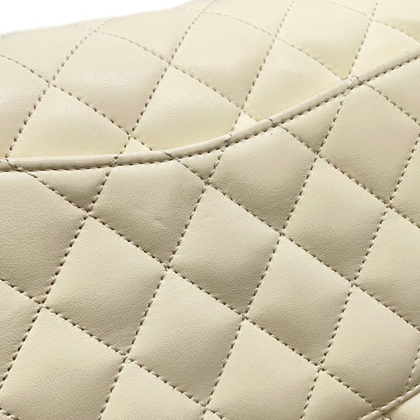 シャネル チェーンショルダーバッグ マトラッセ25 ココマーク ラムスキン ダブルチェーン A01112 CHANEL 白