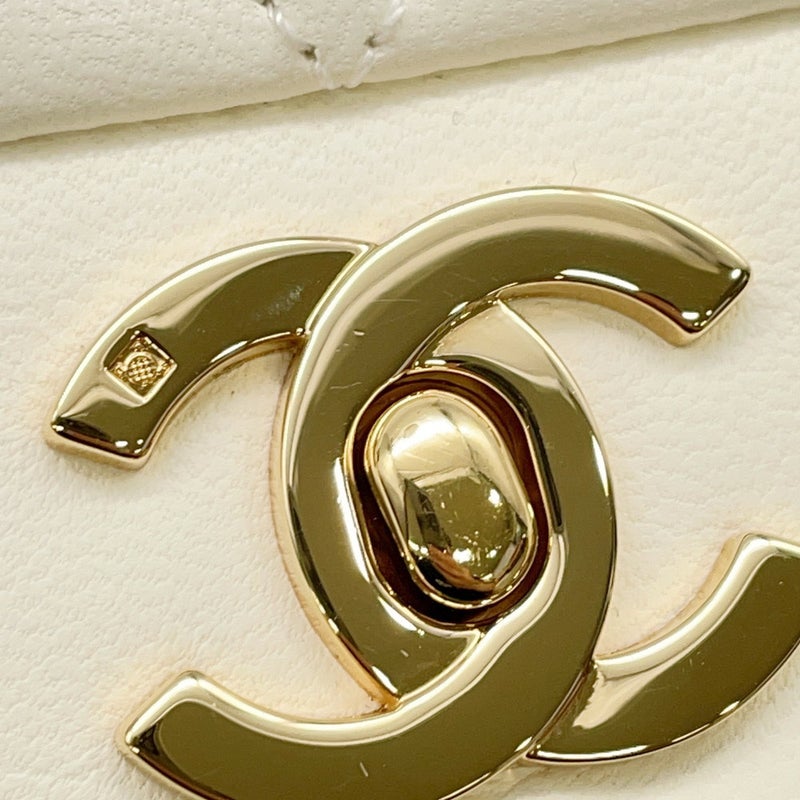 シャネル チェーンショルダーバッグ マトラッセ25 ココマーク ラムスキン ダブルチェーン A01112 CHANEL 白