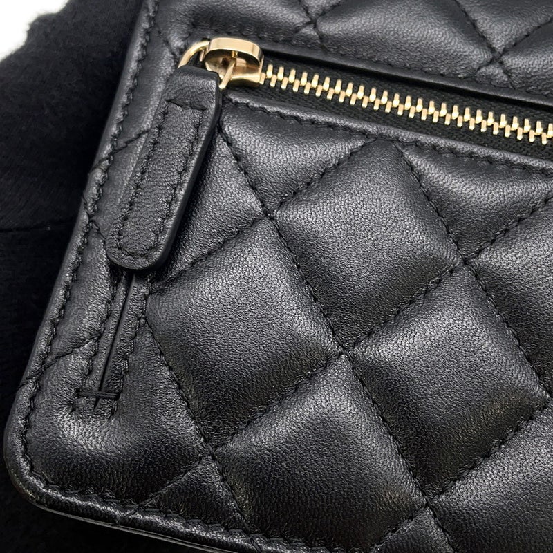 シャネル チェーンウォレット マトラッセ カメリアリボンラムスキン AP1649 CHANEL 財布 黒