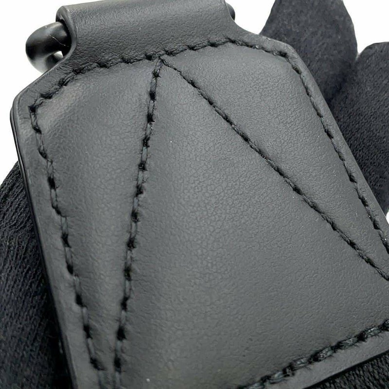 ルイヴィトン ショルダーバッグ テイクオフ・メッセンジャー グレインレザー M57080 LOUIS VUITTON ブラック 黒