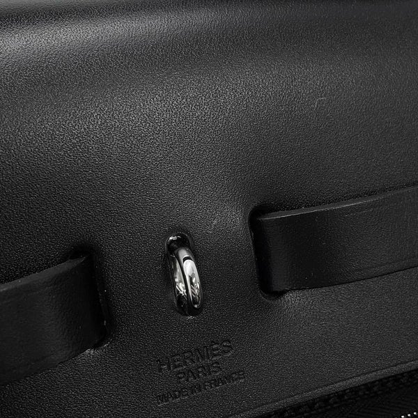 エルメス ショルダーバッグ エールバッグジップMM ブラック/シルバー金具 ヴァッシュハンター /トワルミリタリー B刻印 黒