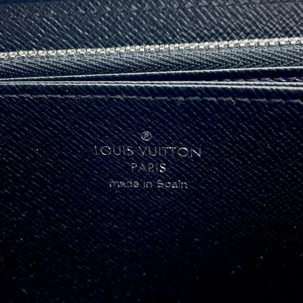 ルイヴィトン 長財布 エピ ジッピー・ウォレット M61857 LOUIS VUITTON 財布 黒 ブラック