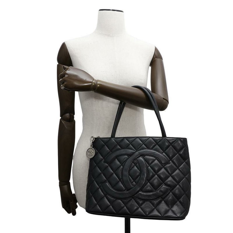 シャネル トートバッグ 復刻トート ココマーク キャビアスキン A01804 CHANEL バッグ マトラッセ キルティング 黒