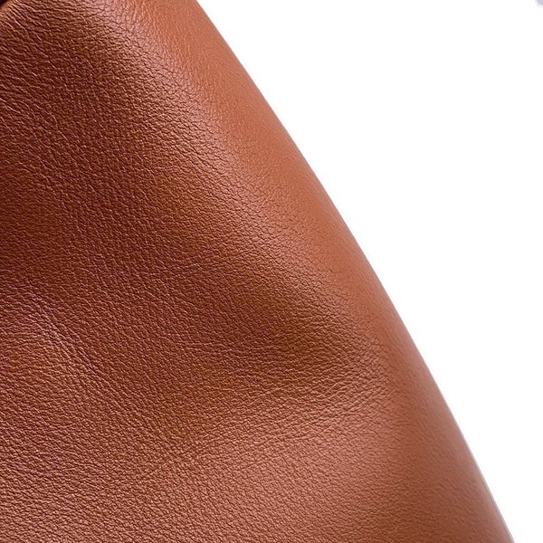 セリーヌ トートバッグ カバ ドローストリング キュイル トリオンフ レザー 199973DU3.04LU CELINE ショルダーバッグ