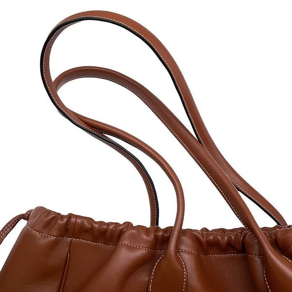 セリーヌ トートバッグ カバ ドローストリング キュイル トリオンフ レザー 199973DU3.04LU CELINE ショルダーバッグ